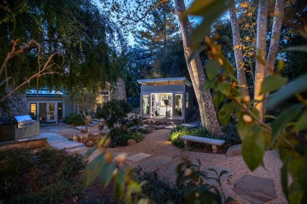 Use Modern Shed to Help Plan Your Outdoor Living Space